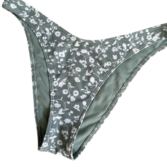 Abercrombie & Fitch Sage Green Floral Bikini Bottoms size M Like New - Picture 2 of 5